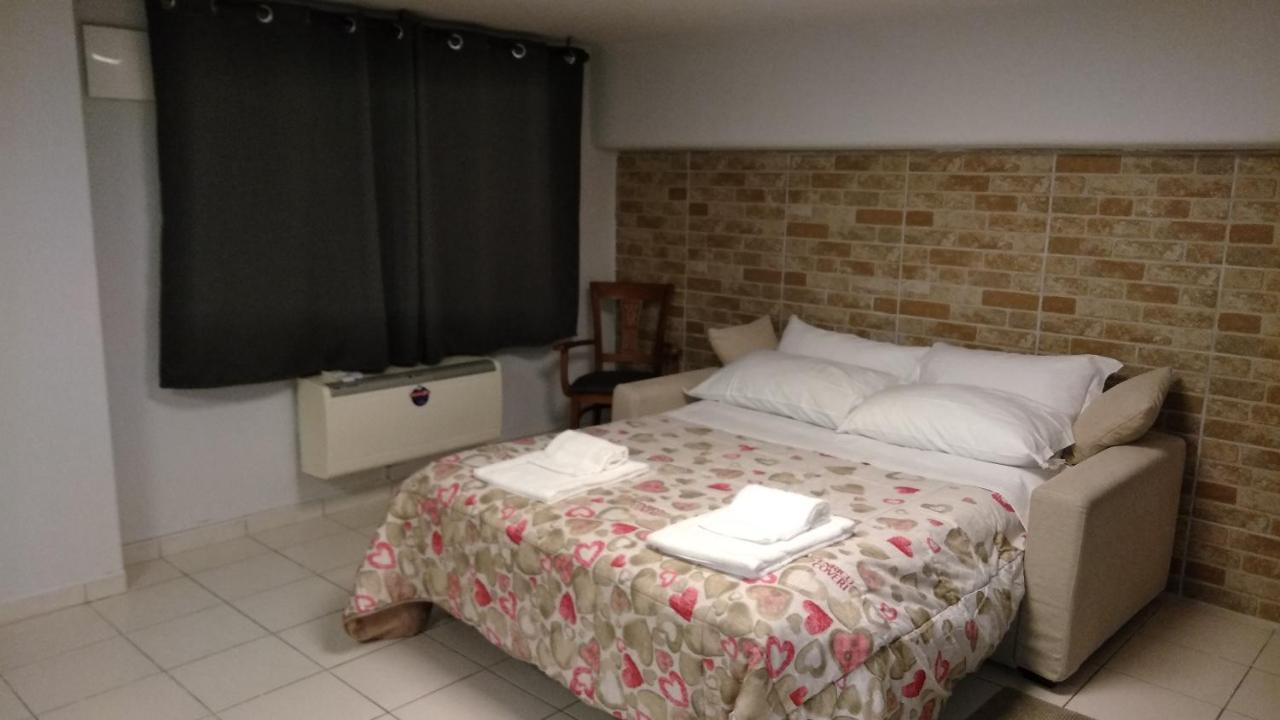 Monolocale Via Leopardi Hotel Pescara Eksteriør billede